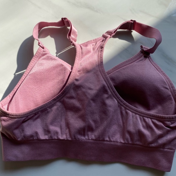 Puma sport bra Size M - Picture 3 of 4